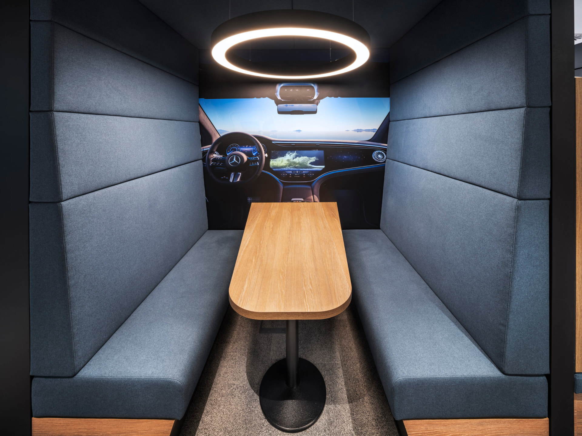 Přeměna sídla Mercedes-Benz – foto 2